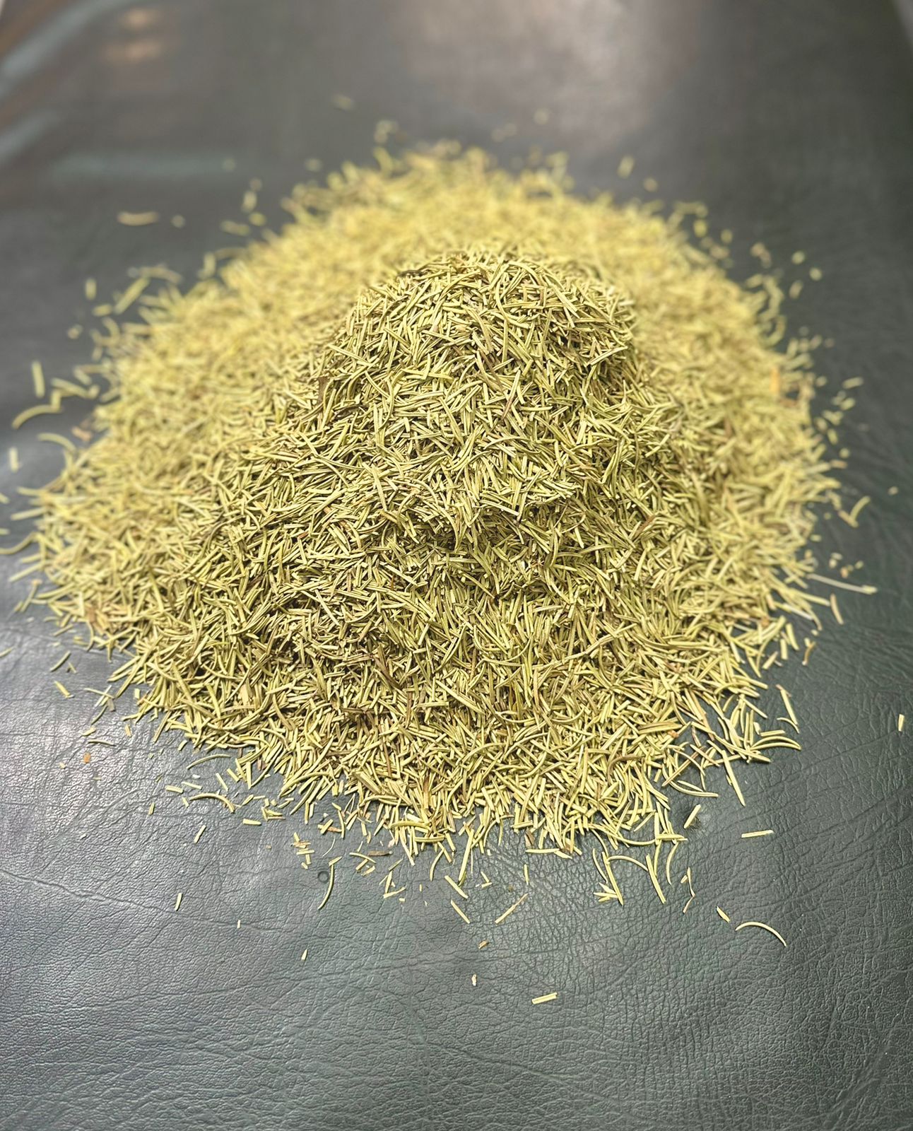 Premium Dried Rosemary Leaves | 100% Natural & Aromatic Herb | Rosemary for Cooking, Seasoning & Herbal Use