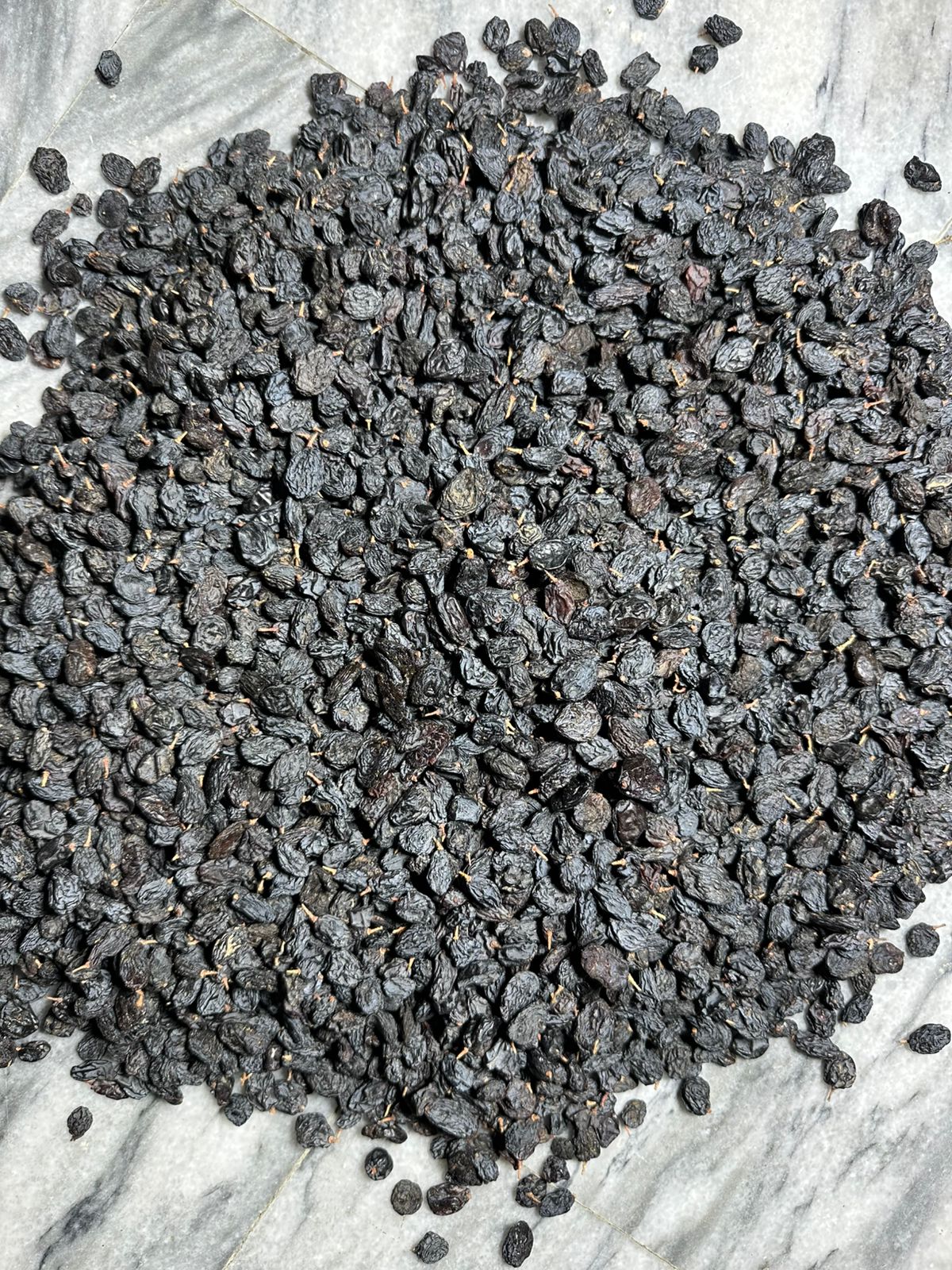 Black Desi Meva Sogi Sunderkhani (Black Raisin) – Premium Quality Dry Fruit
