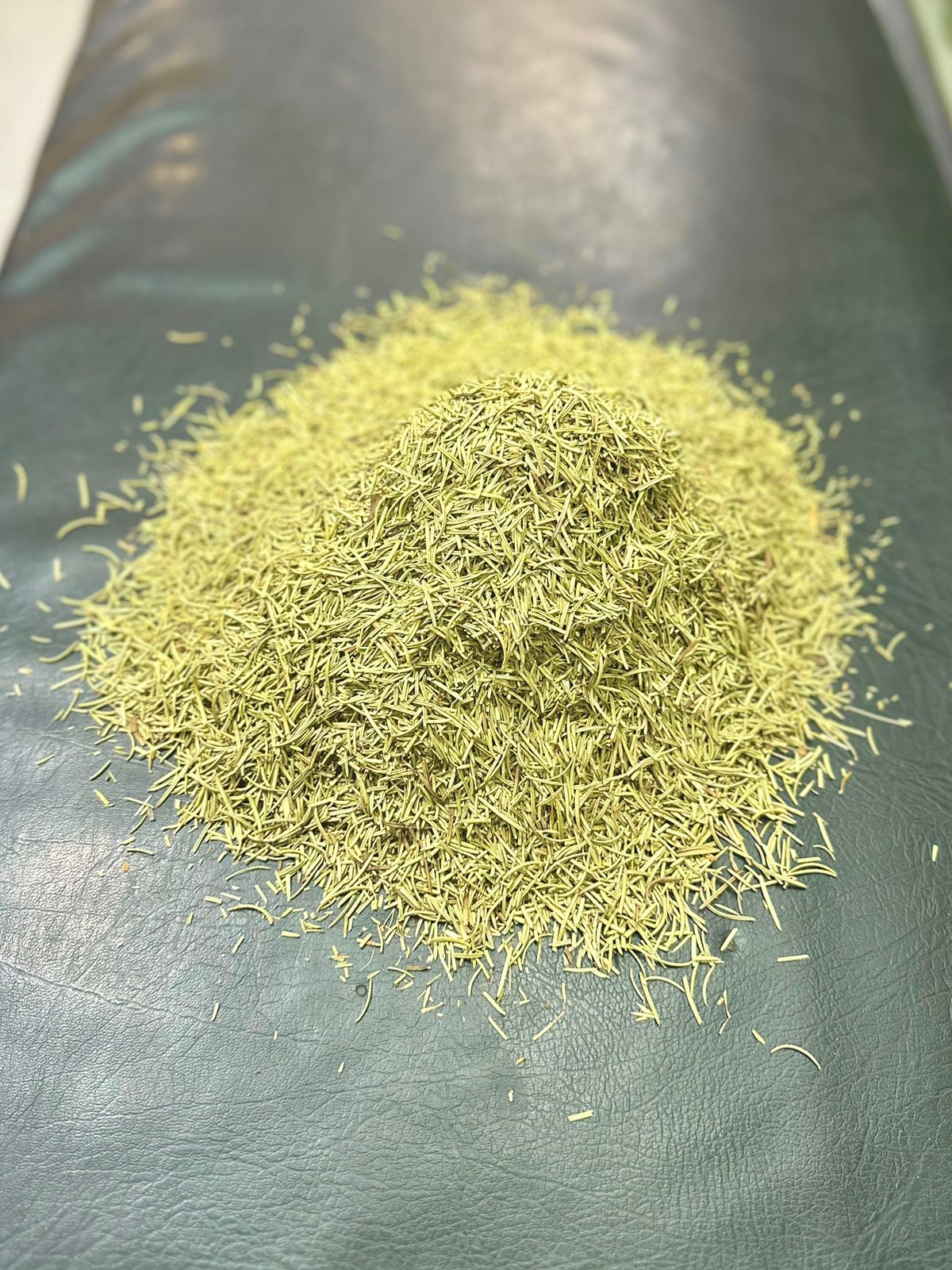 Premium Dried Rosemary Leaves | 100% Natural & Aromatic Herb | Rosemary for Cooking, Seasoning & Herbal Use